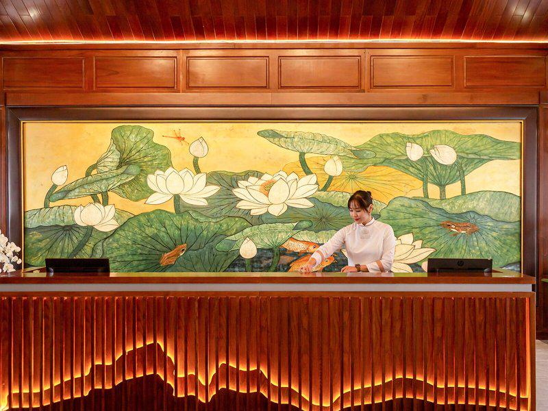 010EDD83930F81DBE126FF0E0138005F