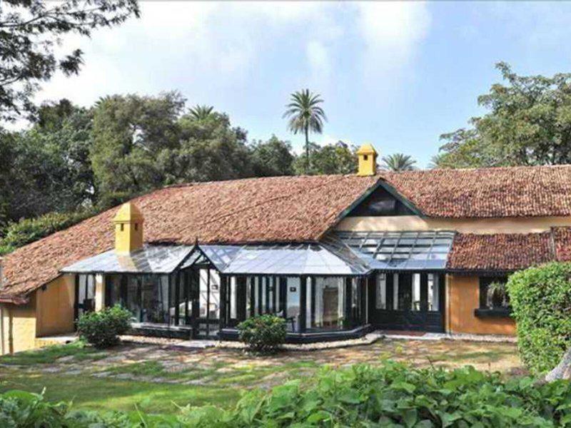 E7AF62B811E19028F56D9EE377C64BC3