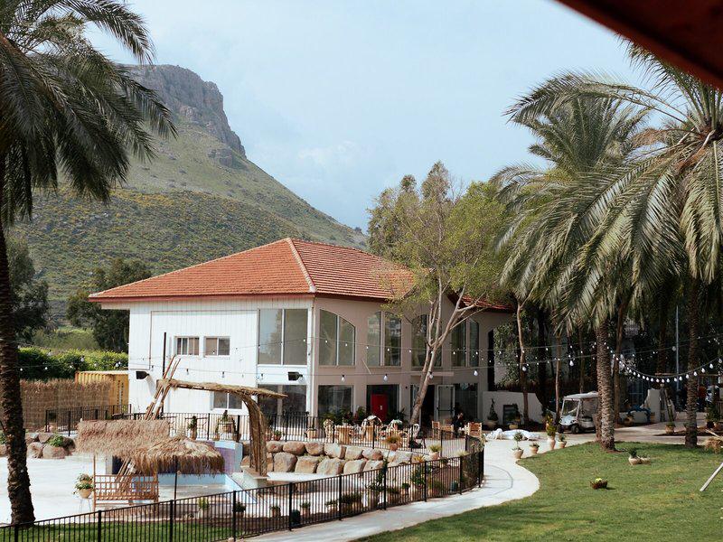 EB68CDBA5E1569F97EAE06D14F643E71