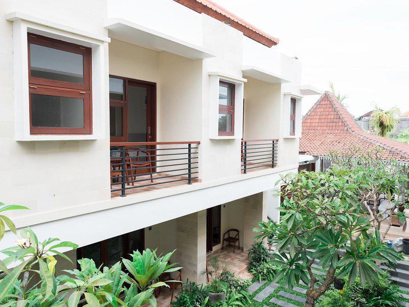 303656D1990AB827A3D4546D33DEBCC4