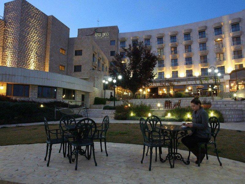 74B211F2BA191C44D230FF8C636355B4