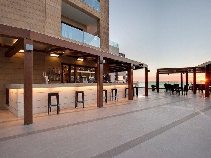 DB225C0F95D37409BDFB787D721CAFBC