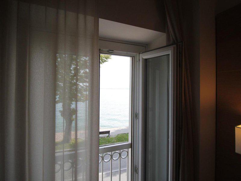 EC514A09C7924A56DA45E0E921661DD3