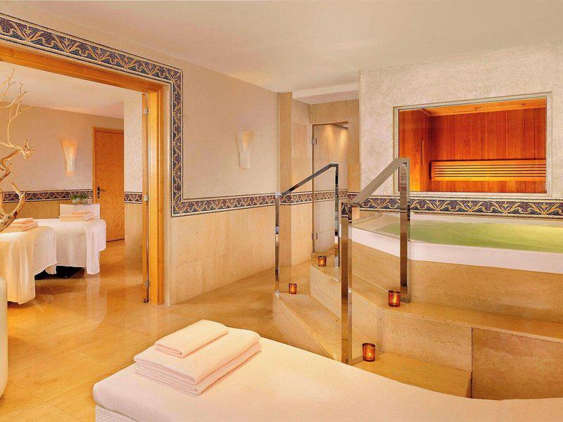 B817ABAD08EA699F64675CD5D2640CC1