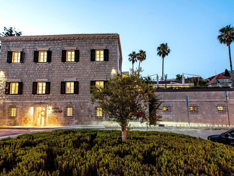 7EE9D23D17DED29AE2749E29FFA5212A