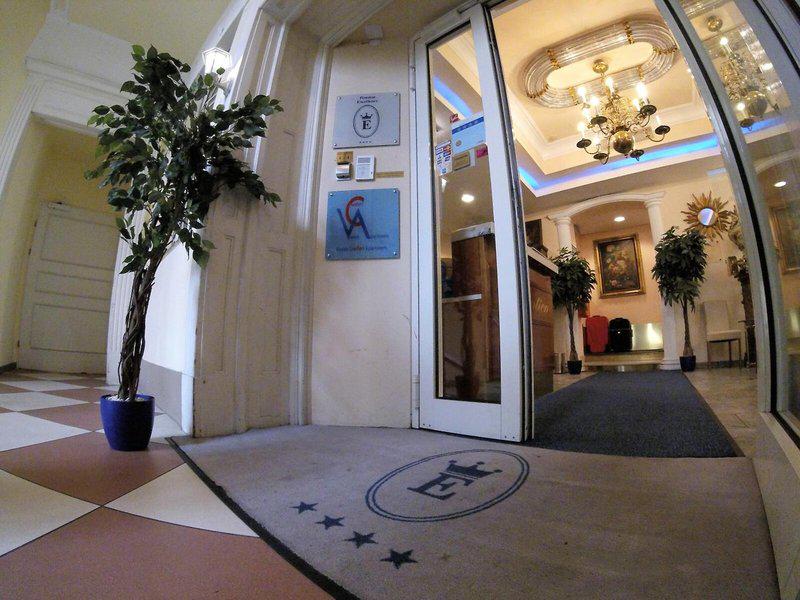 2630F7B4B65A042D4450028F08C48F83