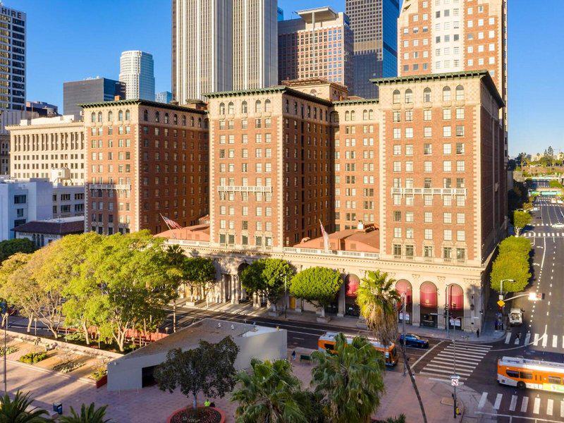 878A39F8AE0CCE820893E3A1E8273B38