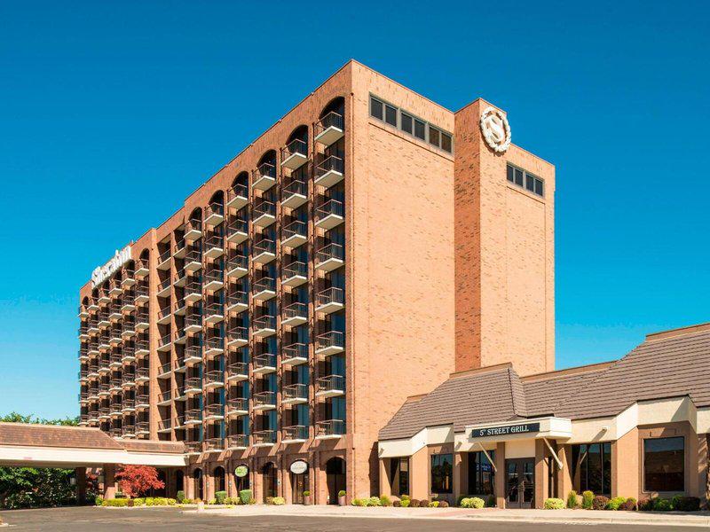 61CFE7714A0E66F966E301D644D5905A