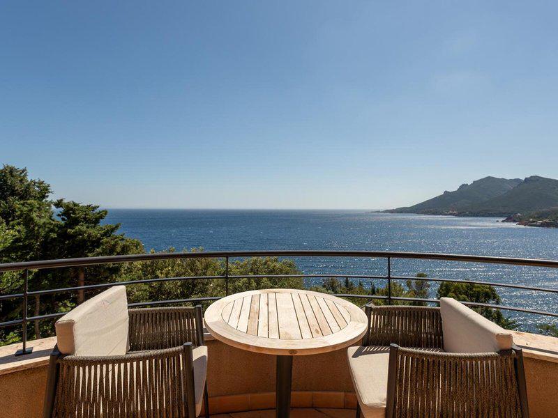 54517EC687576131B14C1CE1E400A4F1