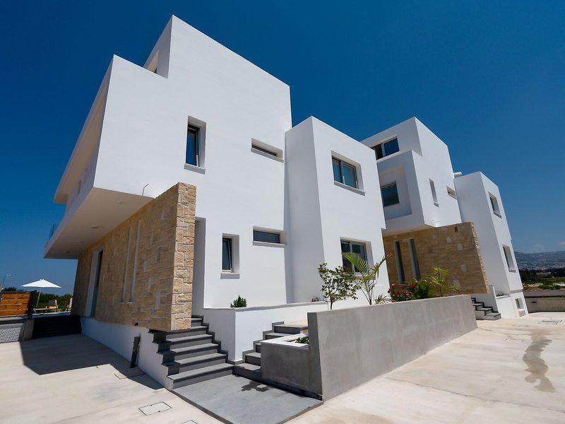 64A3688200817579E3A6FE967ED593BC