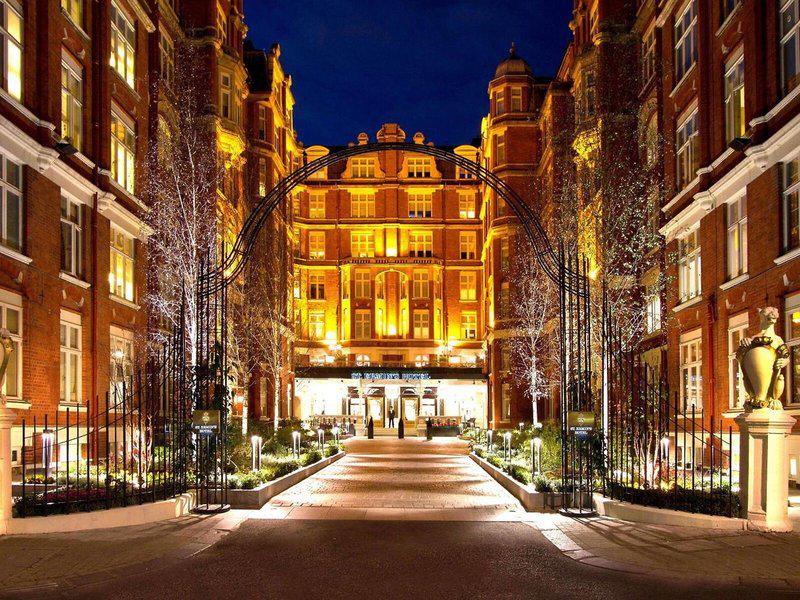 9AFCA150B0C5F9E0D5D8040E79238142