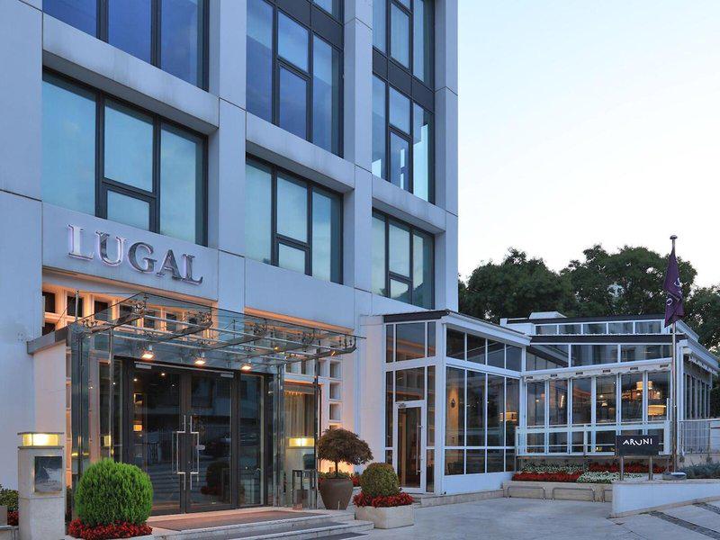 8A7EF8BFEEFDFC8B50F01974B1AFE334