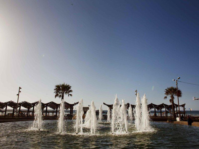 D7CD3992E654F8F3533BB24C88147BE4