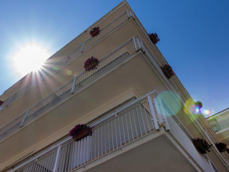 6F8751E798421C6713541794E99059F8