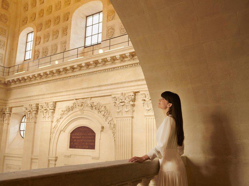 7749DA97AEF92D9F550BEDD8D587C9D8