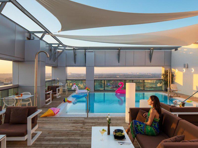 A5FDFA52D703CE00406B6B29130BB89E