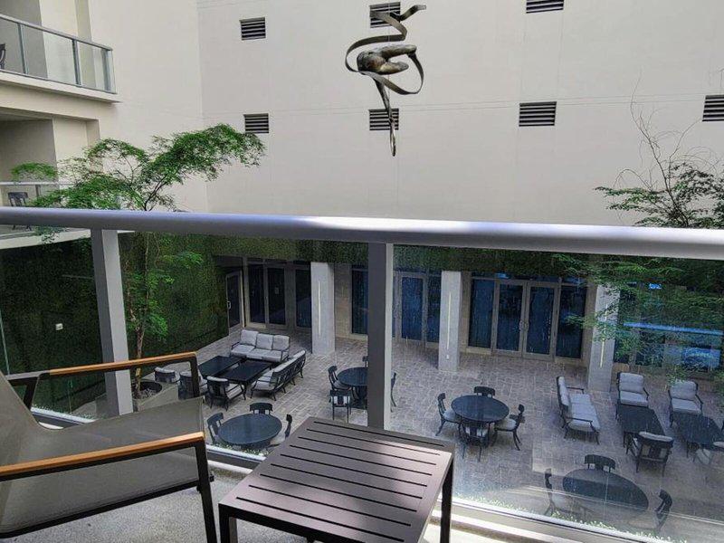 7EB548C967AFA738643F2AFFE5E978E4