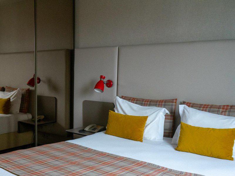 CE69532B96519165D332959219ABEF76