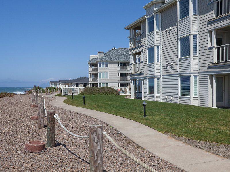 9B175EA96FC98EB7BBAB9D42EF86DCE8