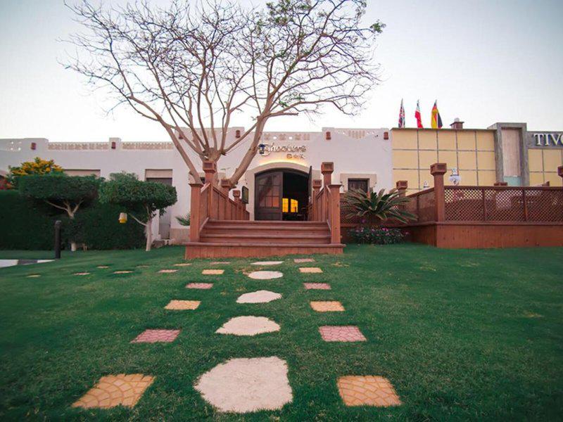 CCAB297D9C678318A9095C6CEDA2AEC9