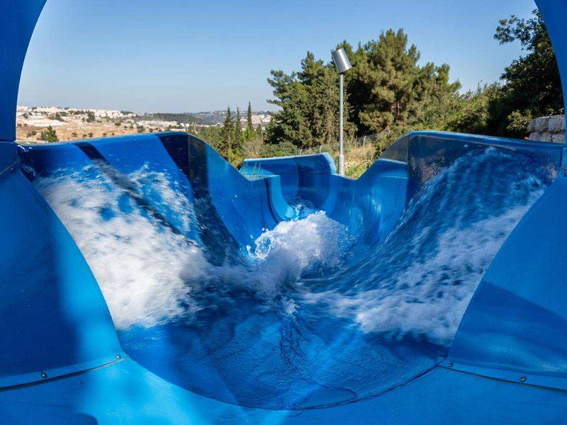 B53F878DE6B631E1D5F7DDC7472E4E89