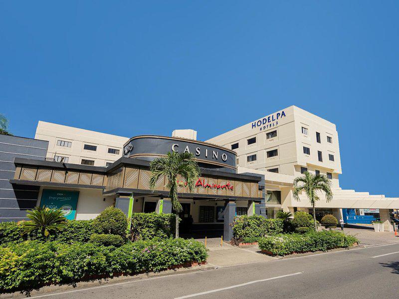 FCDA75604ED07423F54EE591ADF75B18