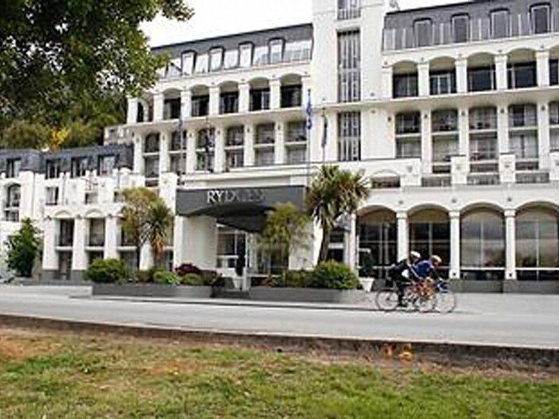 D4F52F51257271189629FA8811C906A7