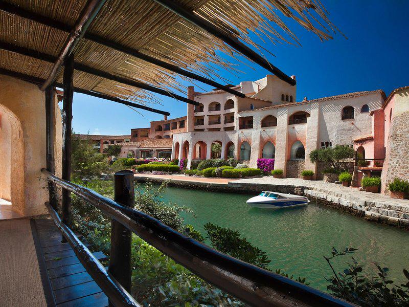 F0495154B8984AB9EE05F74EF56308A4