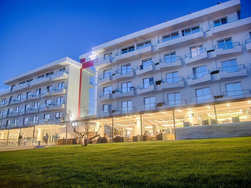 51ED3678C2DDC7CBDE8928FD45E8BBCA