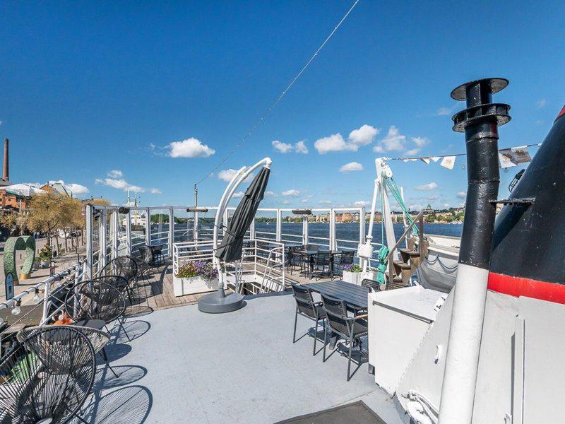 1249964D9D932F5DC3D6061F440A8FA0