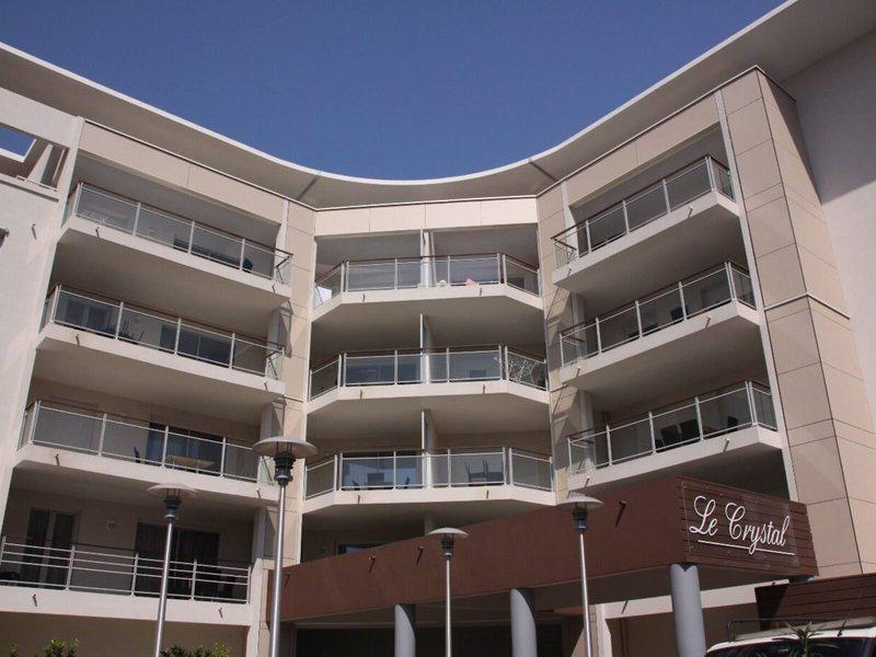 175CD534836E59E6EB802D6D2F0D923F