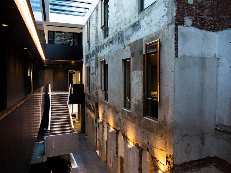 E11073B718F926328EC21D1233CC5F04