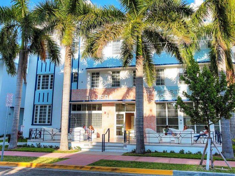 2C04E32966BF6140181E5623A9C7B3A6