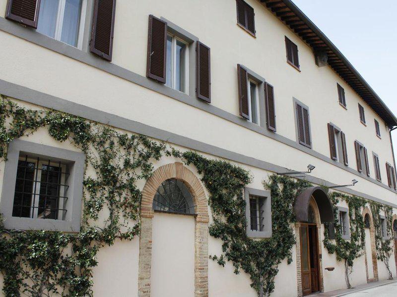 B76C1E2A542531B2382E1647726A284F