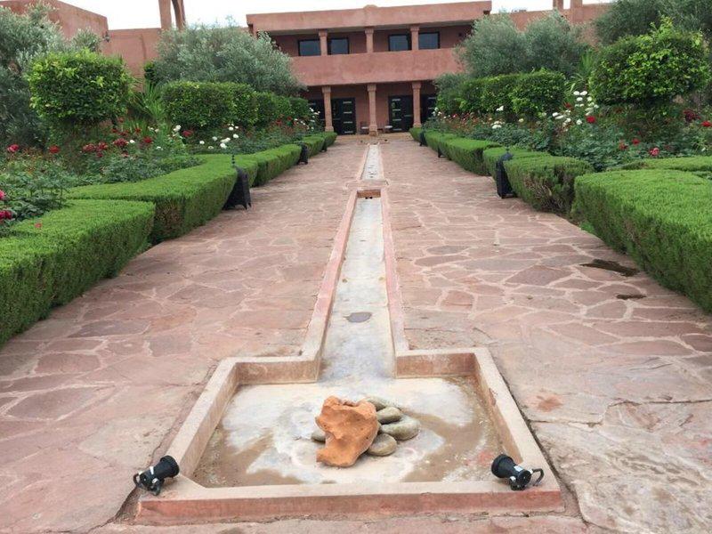 BCF0D46B2EA166A1BAA2433BBDFEA60D