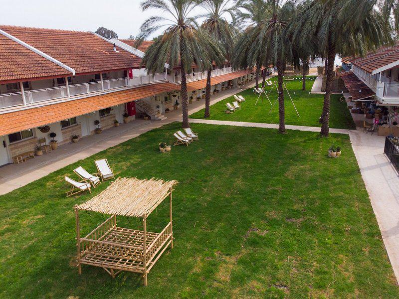 346DCB21BDF1FC447BC088F5CEBEA8A2