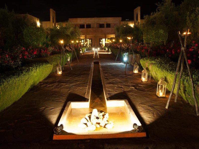 71FF48F3B8220E7D8A4EEE36CD03F37A