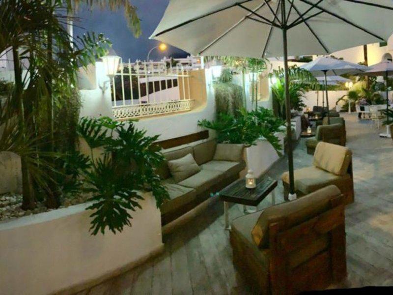 0E889DE3C0B6A623A0F06266F18FEA24