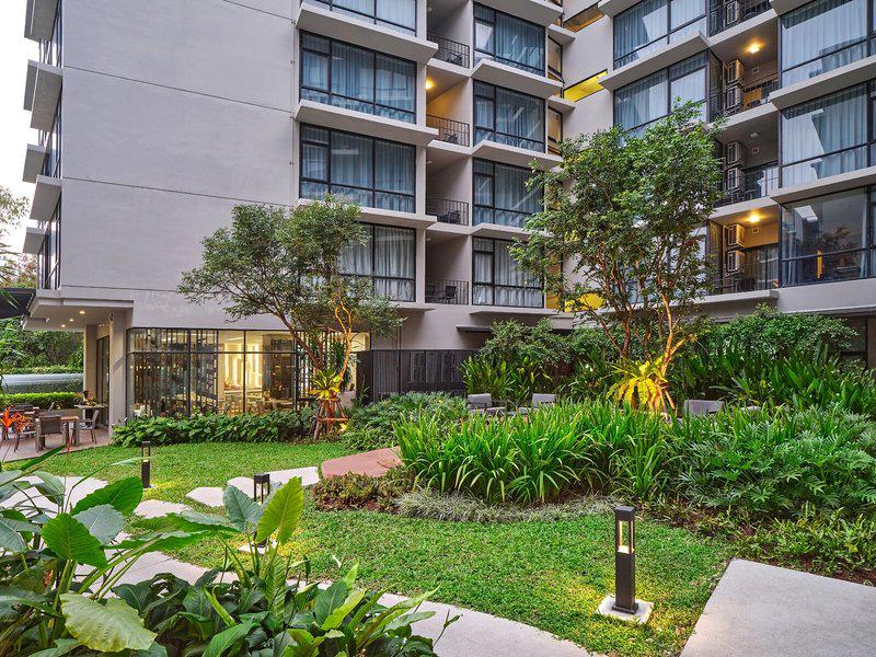 878ADB90D28E8E11A7E76C911880493B