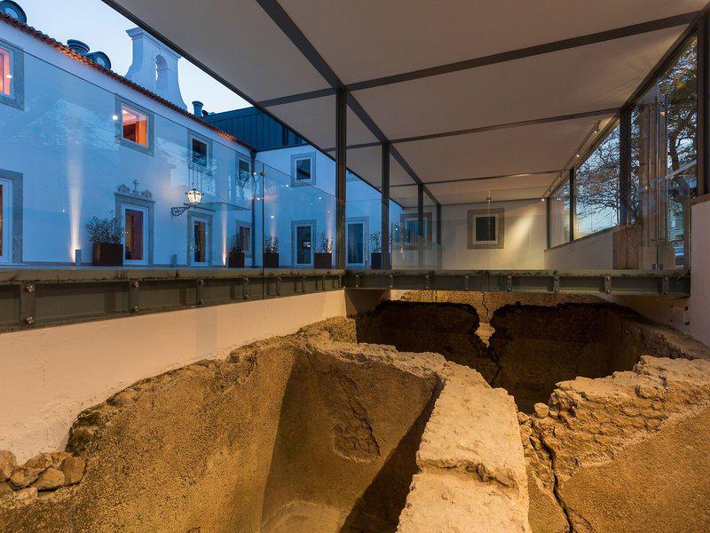 E338F2D0F40C4A6FC976ECA592A000EF