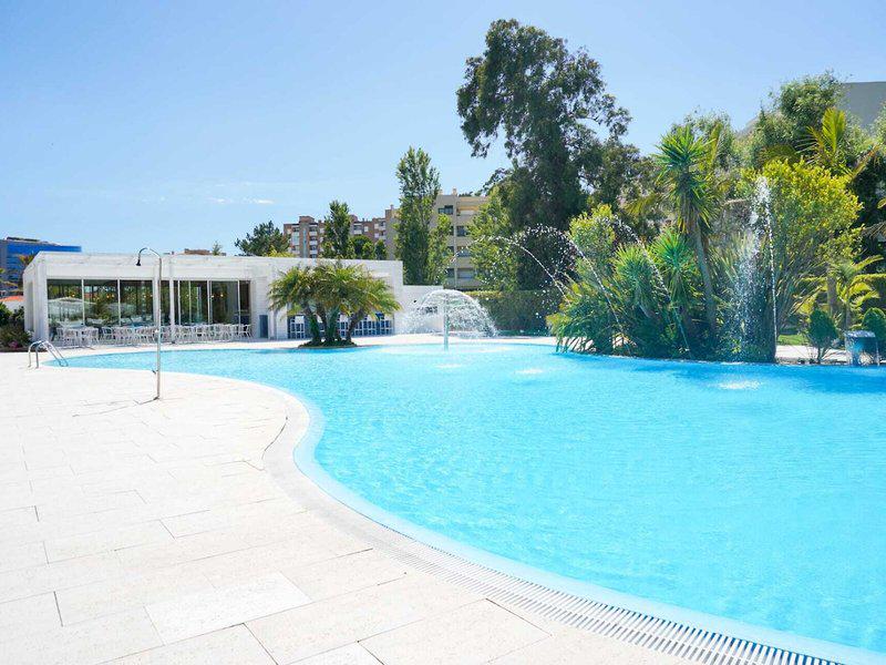 F2554D4BD3E1C1CFFA7EAC659855749B