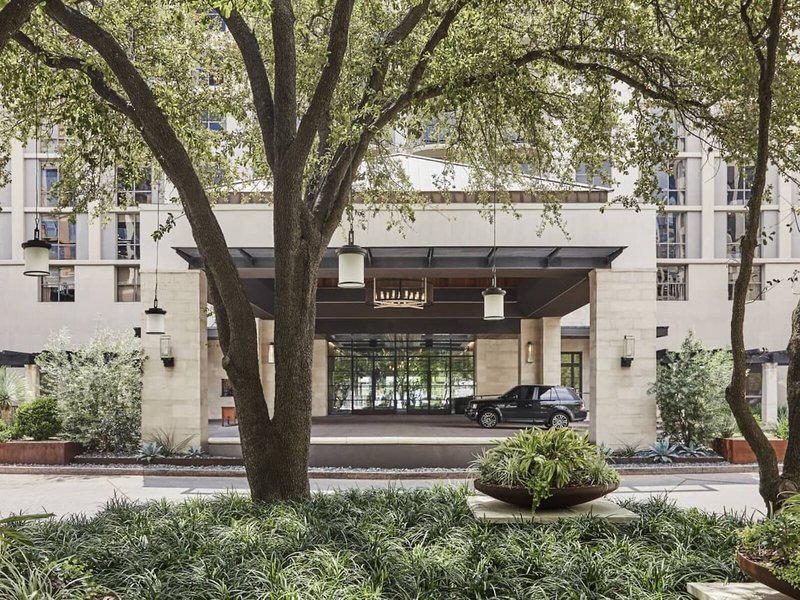 A5FB01B192D9BA9EB72850DC60EB3A81