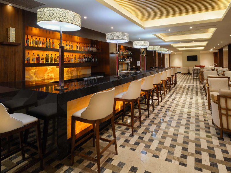 75FFE4E5940CA5601C19F8B50ABA5339