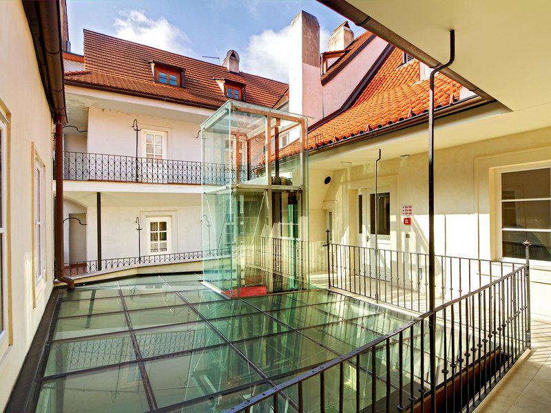 E784D79FB96021D661B36A72190D6509