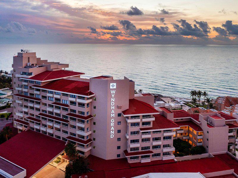 27AEA7C91E39DF57CE0BF3211BB99013