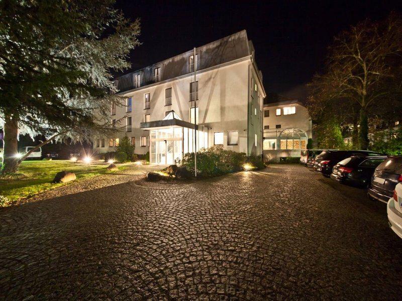 E2C56BC26DE88A1165A696CE85866856