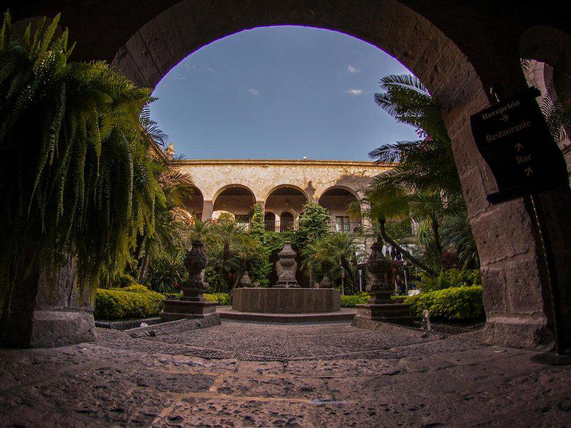 BFCC137B723CA5887C0C82F7E42AA196