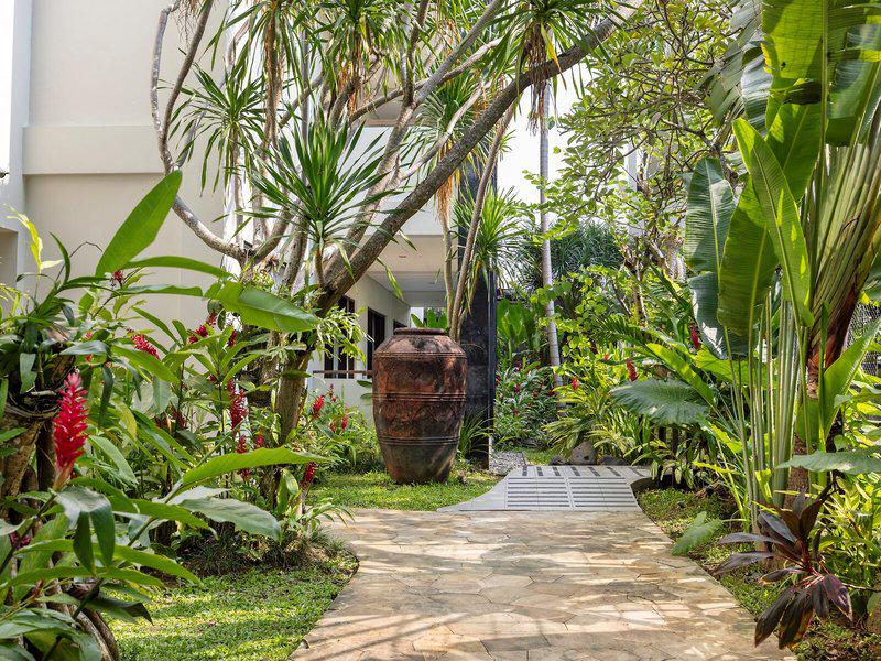 42E3F18238FA83329BB5F14D16FA1A18