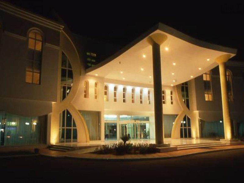 C979EE25F90483944C30657036A2F7B8