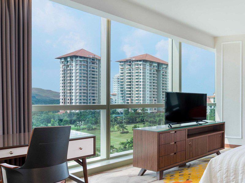 E1A21C3F21898E4D0094D8C3B7EF5E37